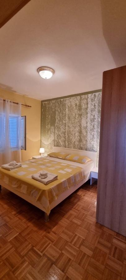 Apartman "Cvita" Drage Exteriör bild